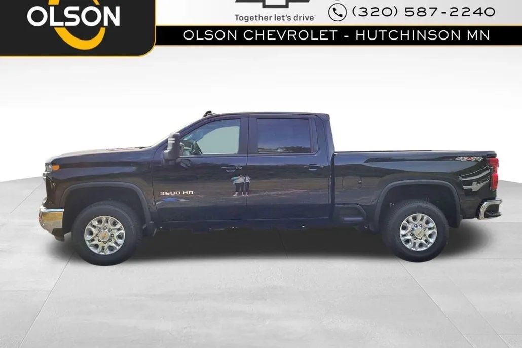 2025 Chevrolet Silverado 3500HD LT photo 1