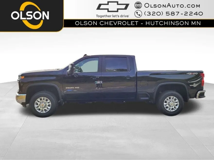 2025 Chevrolet Silverado 3500HD LT photo 1