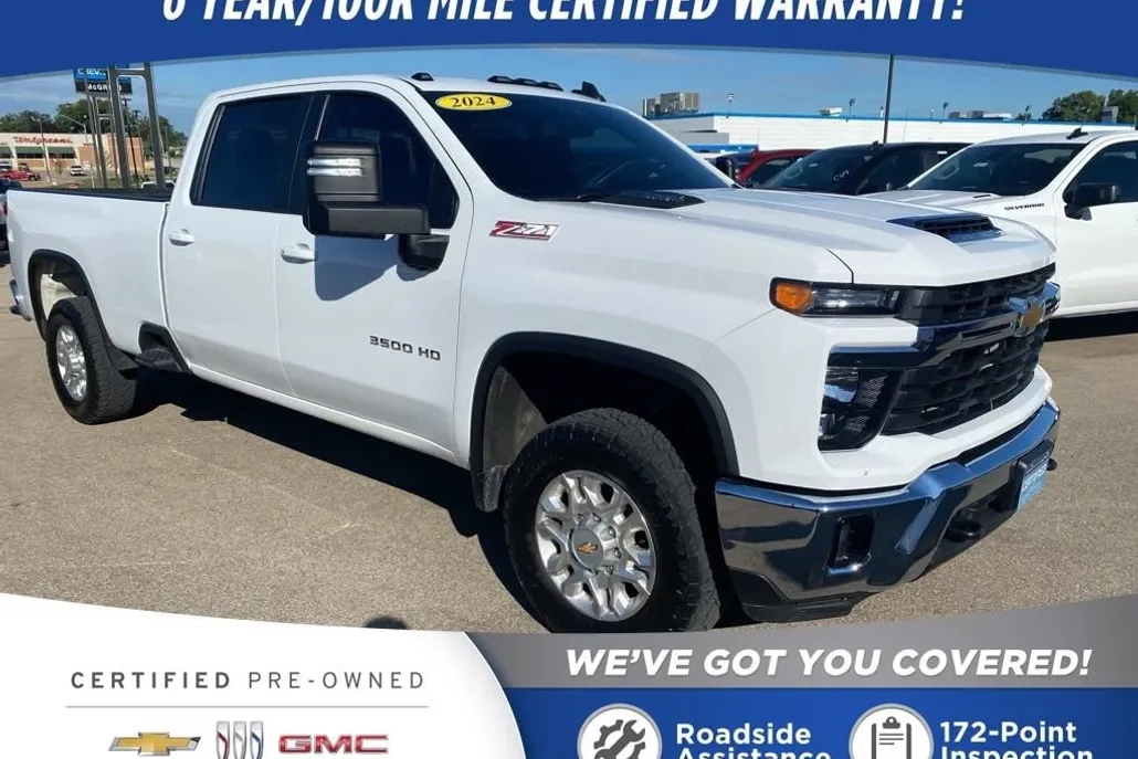 2024 Chevrolet Silverado 3500HD LT photo 1
