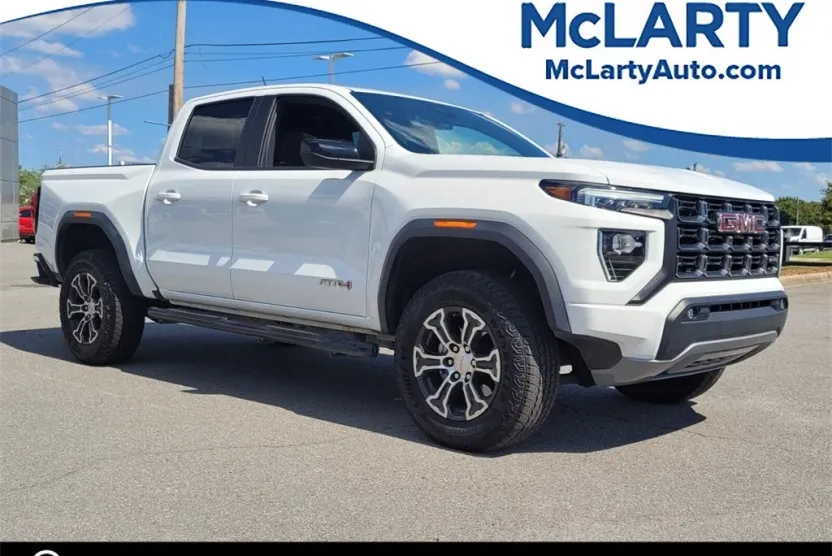 2023 Gmc Canyon AT4 photo 1