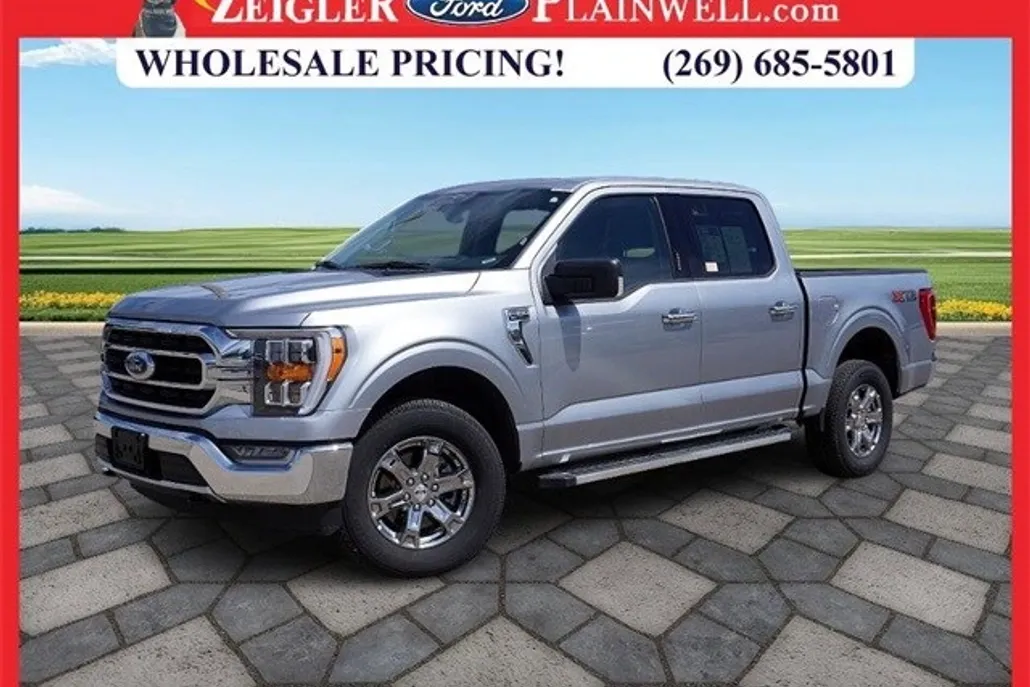 2023 Ford F-150 XLT photo 1