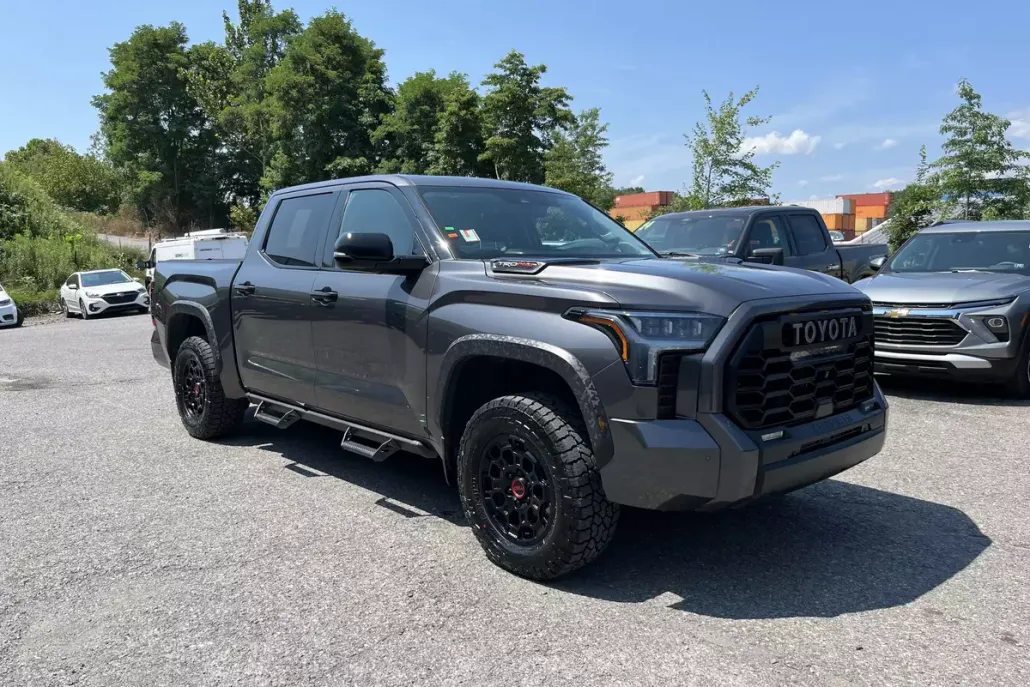 2023 Toyota Tundra TRD Pro CrewMax photo 1