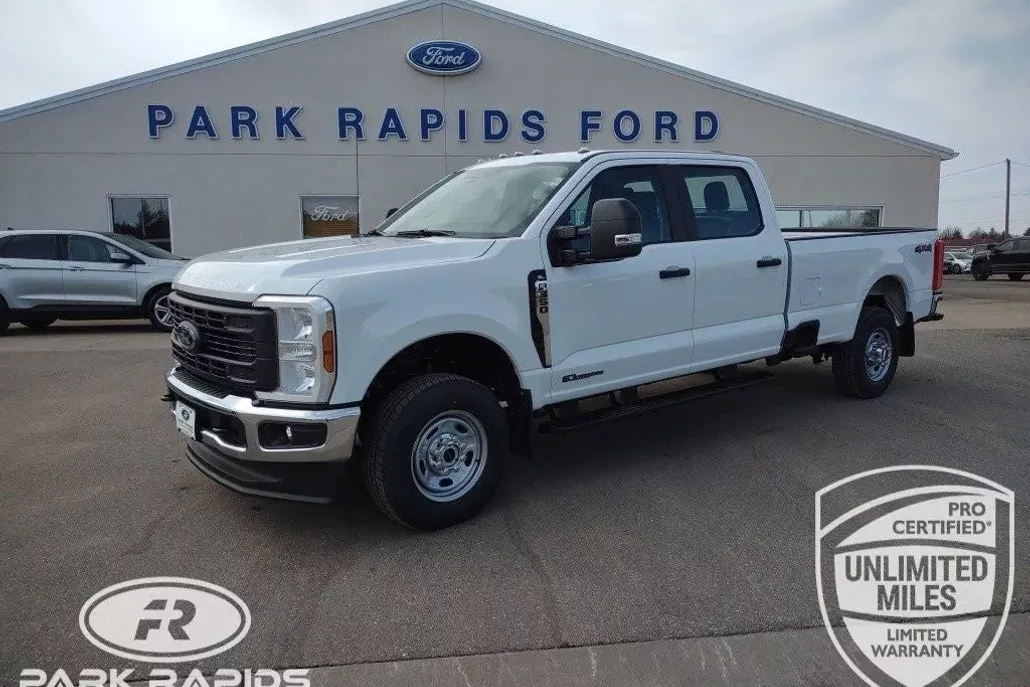 2025 Ford F-350 photo 1