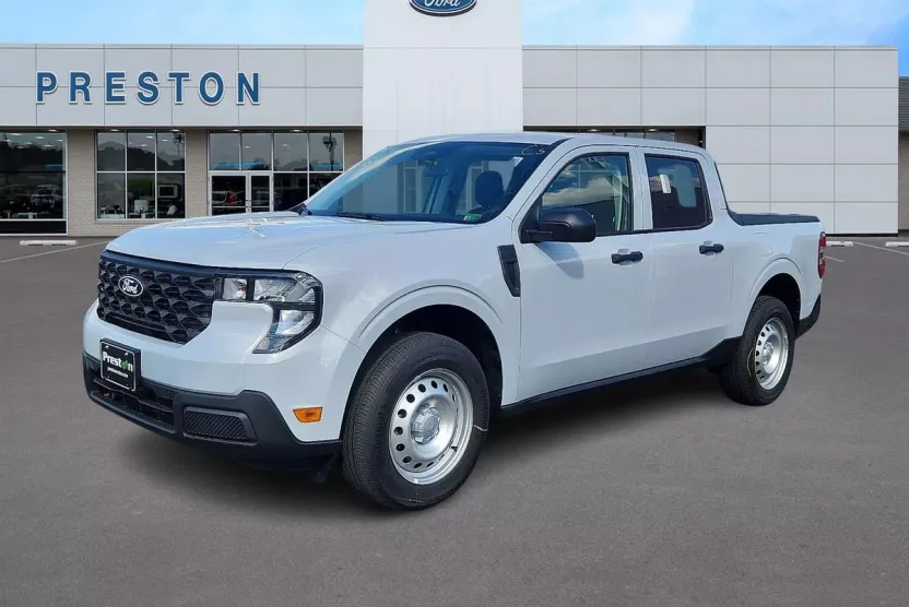 2025 Ford Maverick XL photo 1