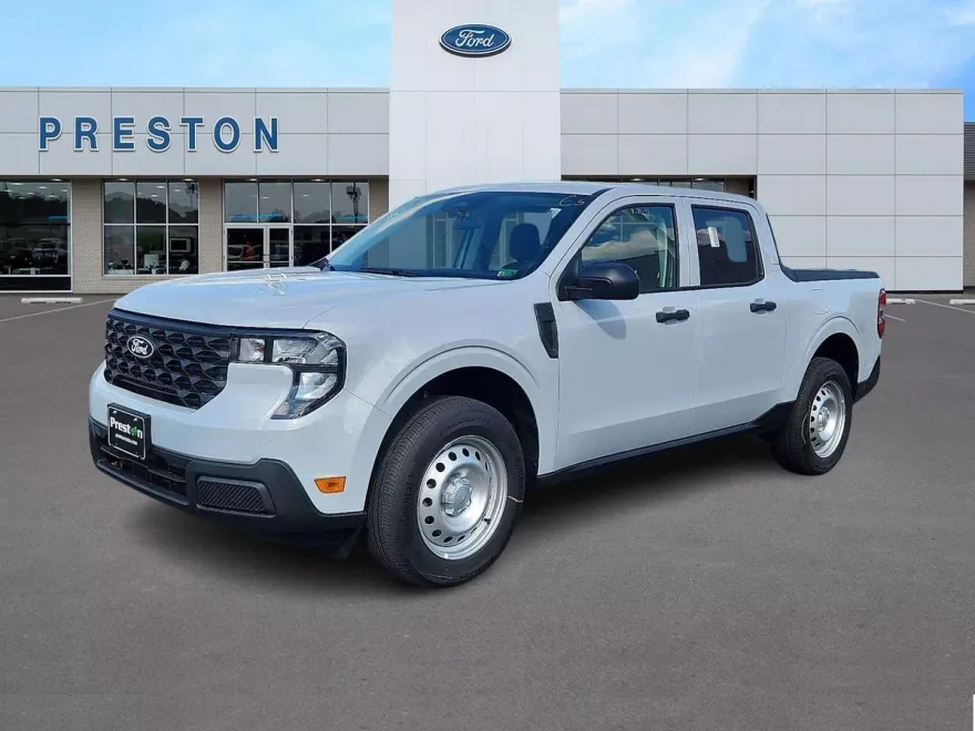 2025 Ford Maverick XL photo 1