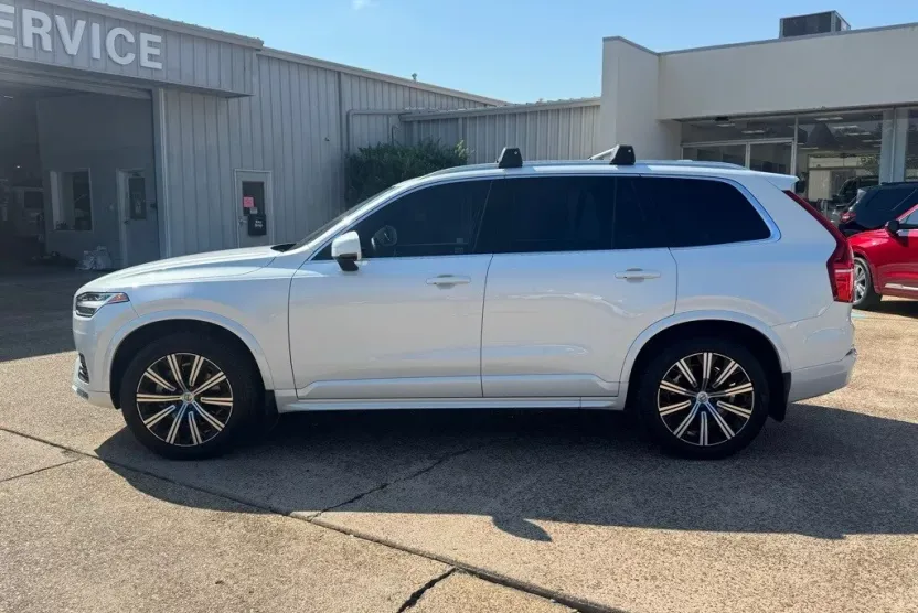 2023 Volvo XC90 AWD Core photo 1