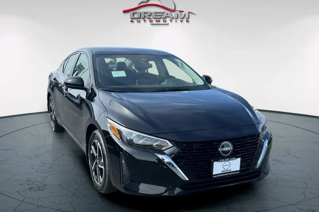 2025 Nissan Sentra SV photo 1