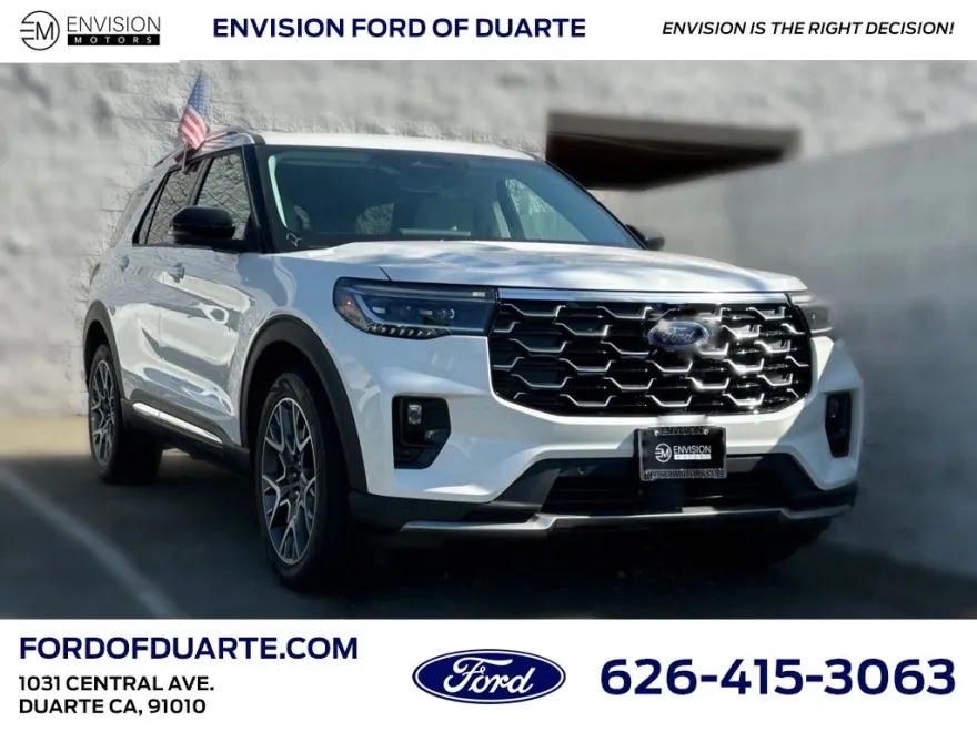 2025 Ford Explorer Platinum photo 1