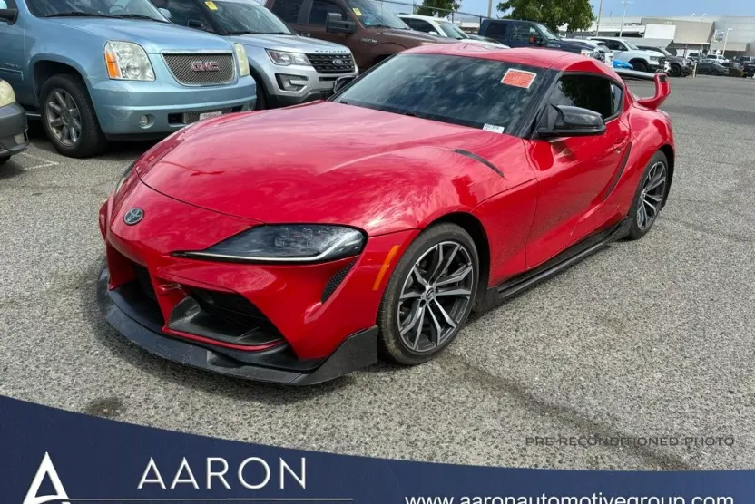 2023 Toyota Supra 2.0 photo 1