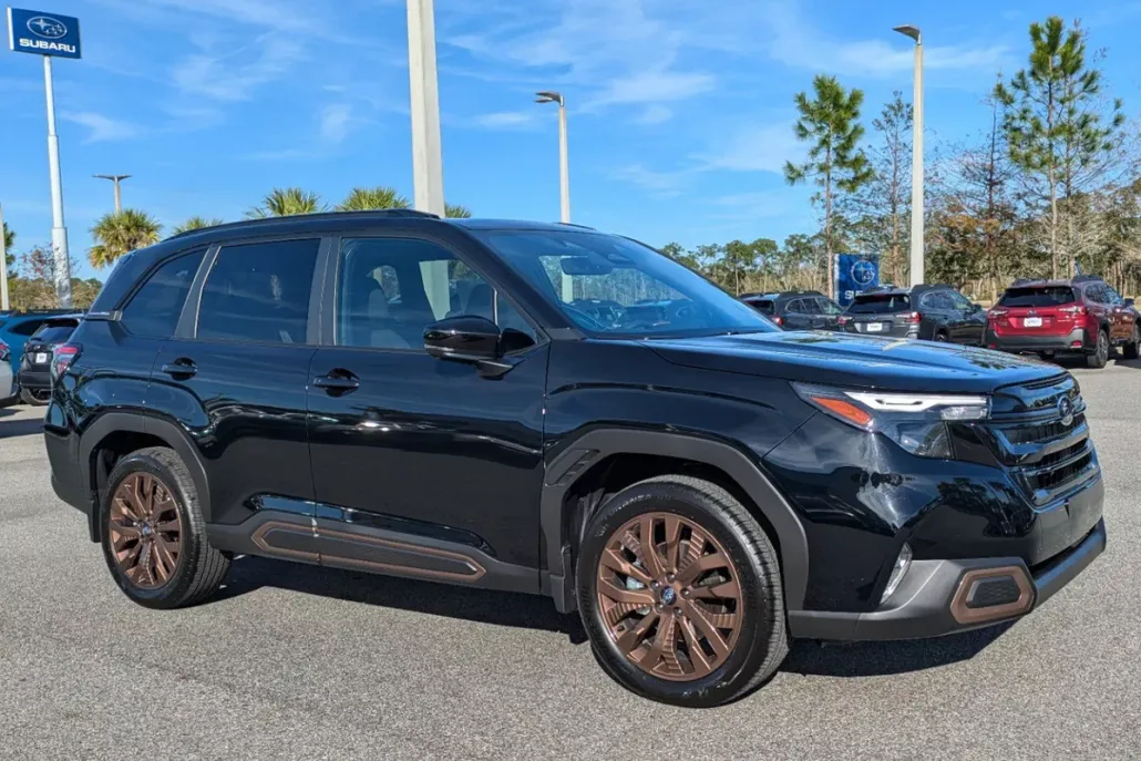 2025 Subaru Forester Sport photo 1