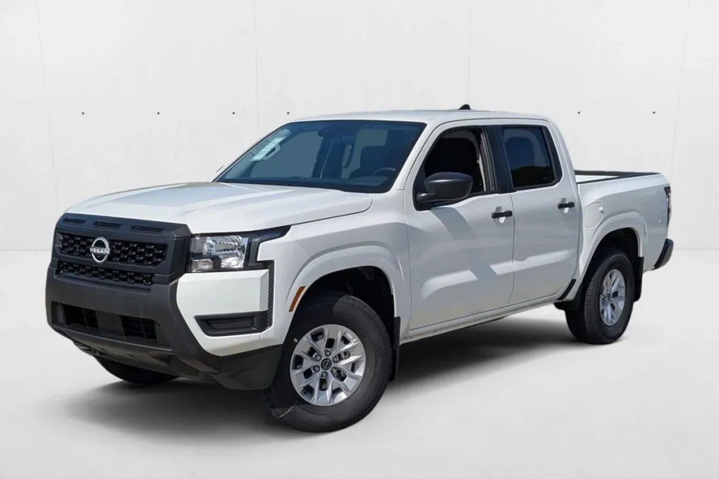 2025 Nissan Frontier S photo 1