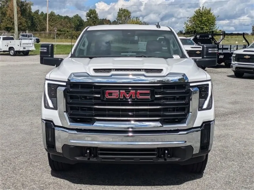 2024 Gmc Sierra 2500 HD Pro photo 1