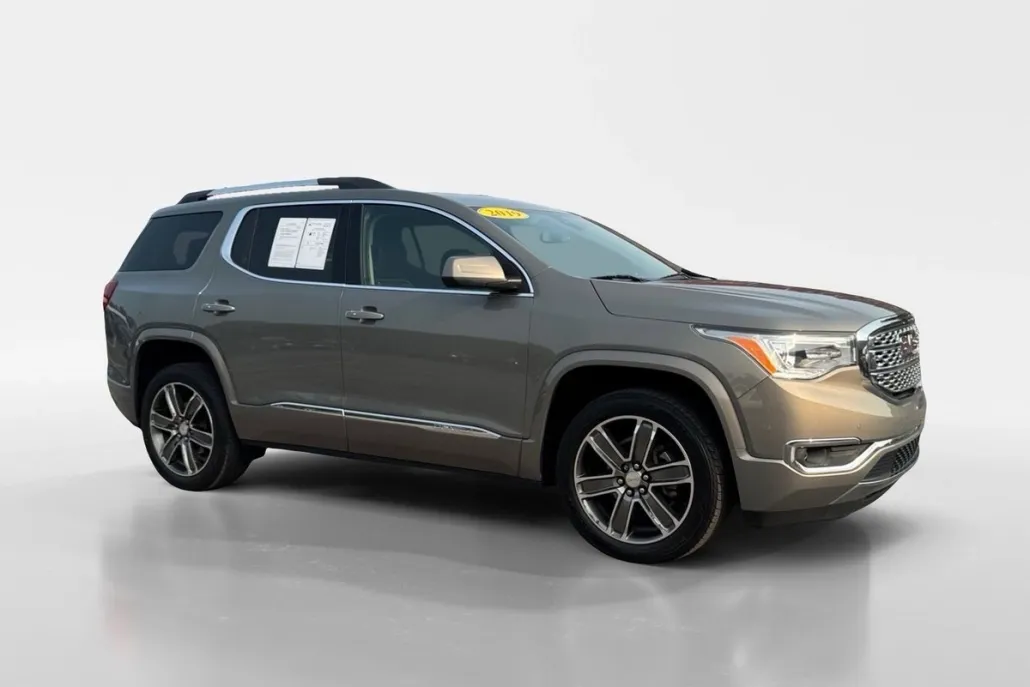 2019 Gmc Acadia Denali photo 1