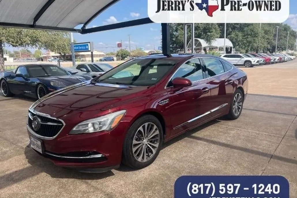 2017 Buick LaCrosse Premium photo 1