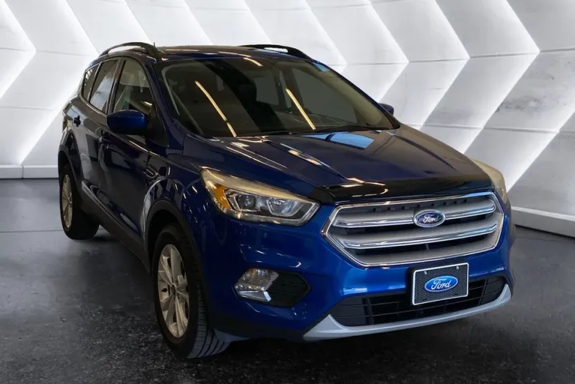 2018 Ford Escape SEL photo 1