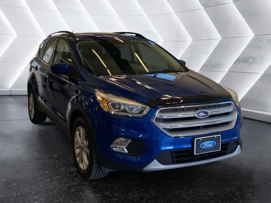 2018 Ford Escape SEL photo 1