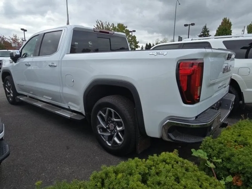 2024 Gmc Sierra 1500 SLT photo 1