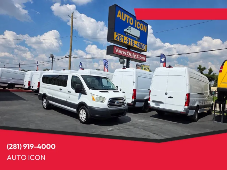 2015 Ford Transit XLT Passenger photo 1