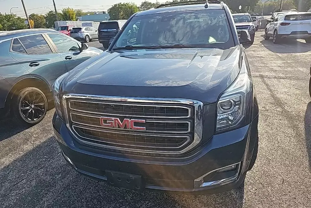 2019 Gmc Yukon XL SLT photo 1
