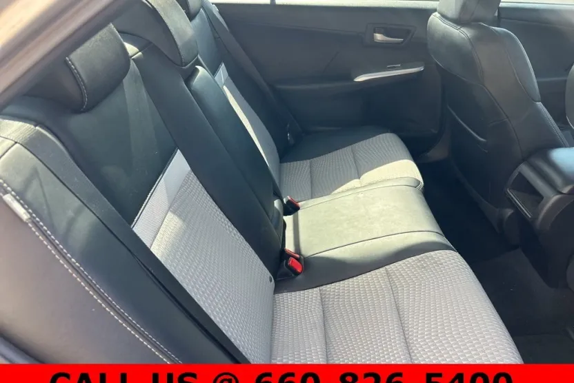 2013 Toyota Camry SE photo 1