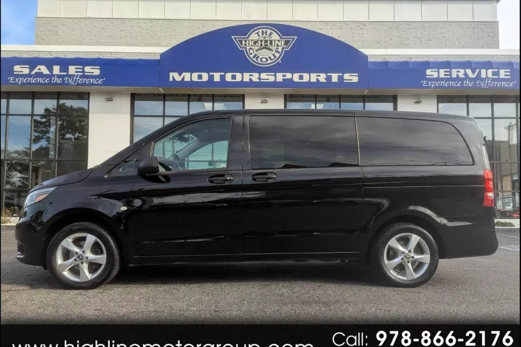2020 Mercedes Benz Metris Passenger Van photo 1