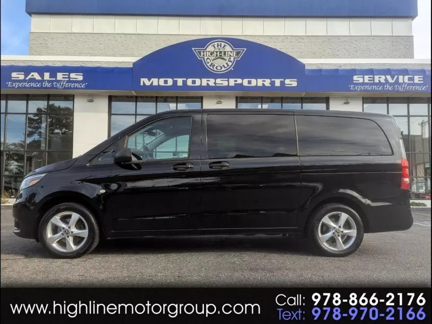 2020 Mercedes Benz Metris Passenger Van photo 1