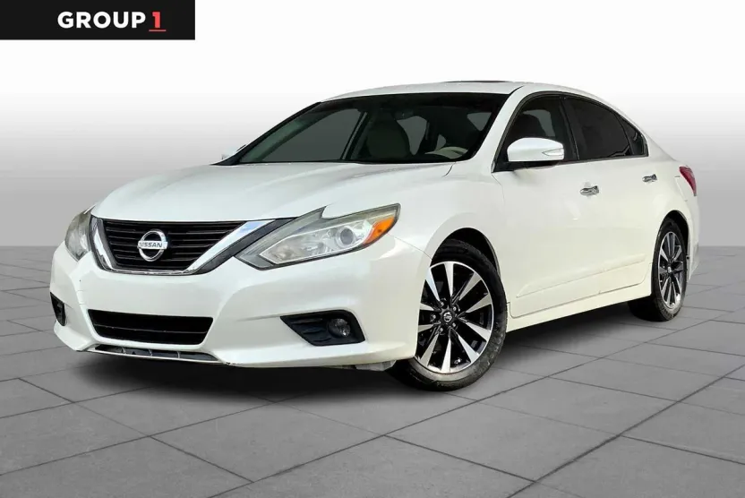 2015 Nissan Altima 2.5 S photo 1