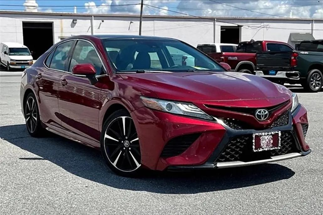 2018 Toyota Camry XSE V6 photo 1
