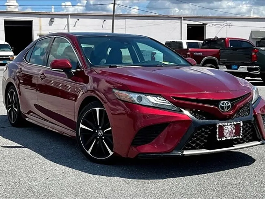 2018 Toyota Camry XSE V6 photo 1