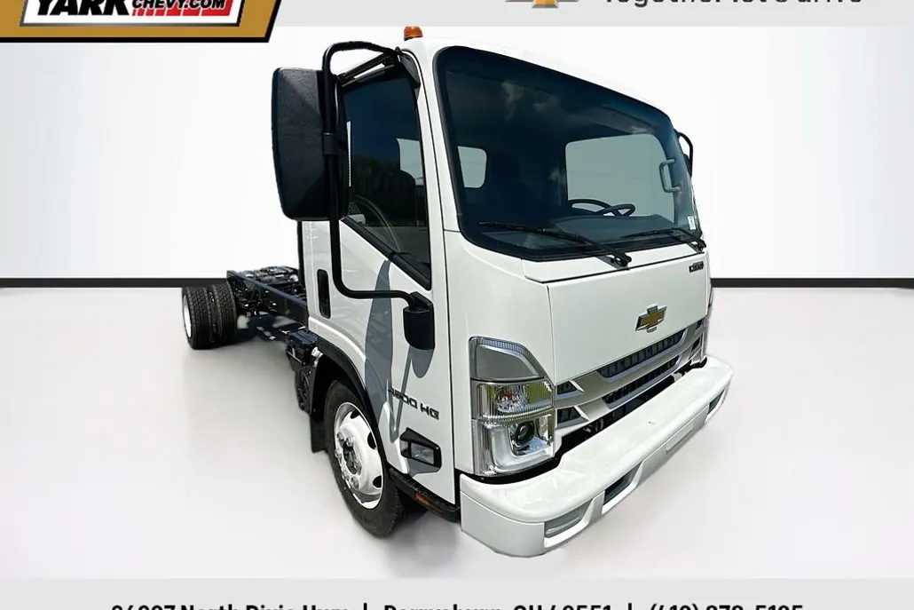 2024 Chevrolet Silverado 4500HD Base photo 1