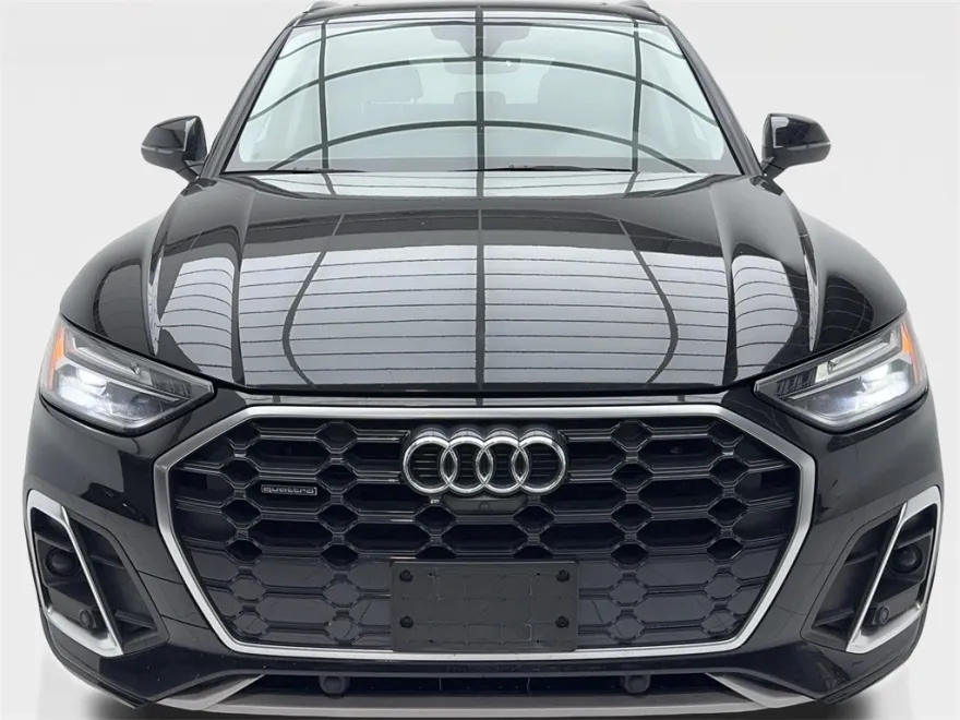 2023 Audi Q5 45 S line Premium photo 1