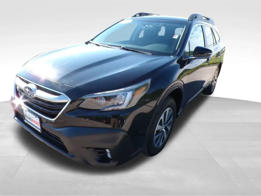 2021 Subaru Outback Premium photo 1