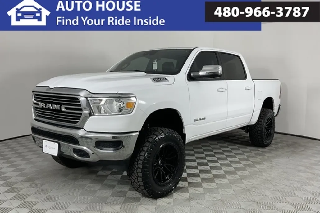 2023 Ram 1500 Laramie photo 1