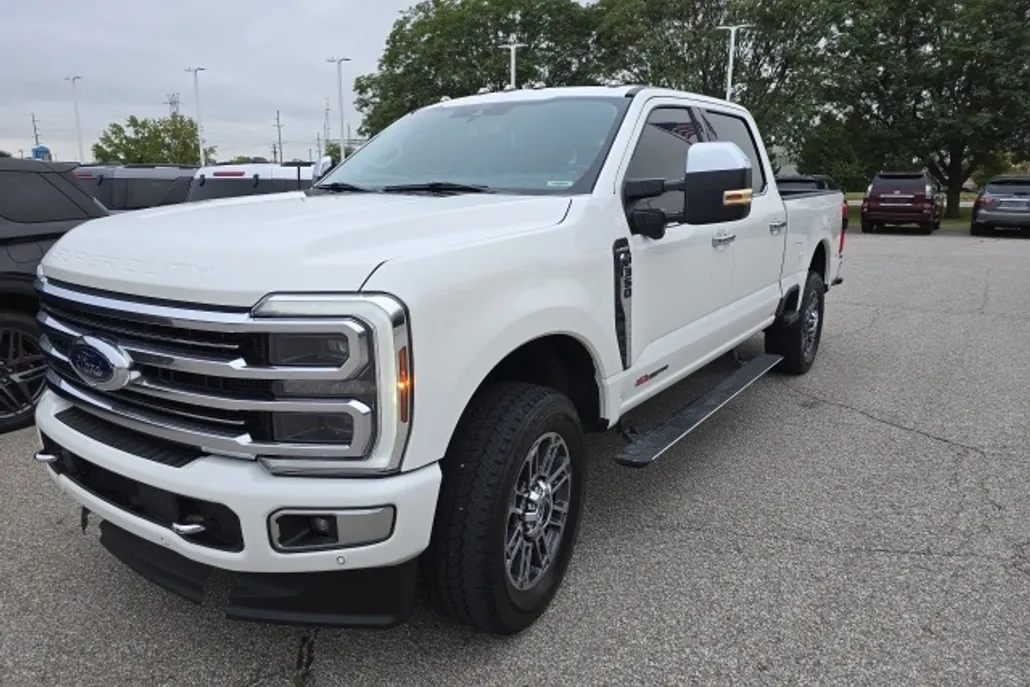 2024 Ford F-350 photo 1