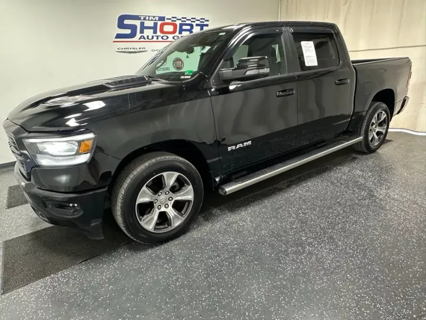 2023 Ram 1500 Laramie photo 1