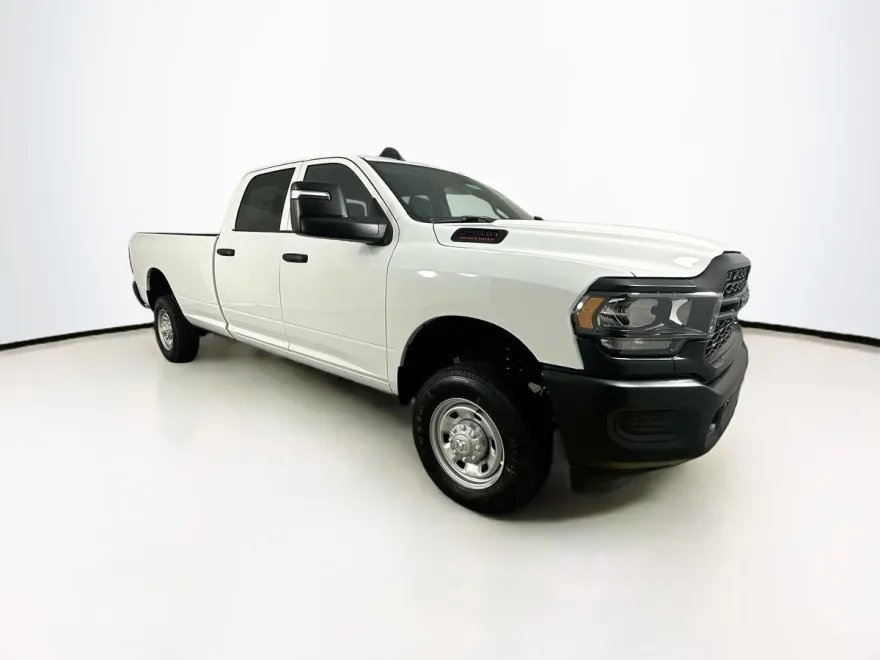 2024 Ram 2500 Tradesman photo 1