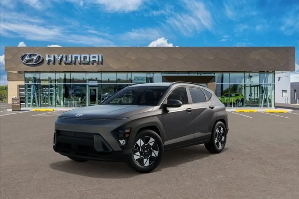 2025 Hyundai Kona SEL photo 1