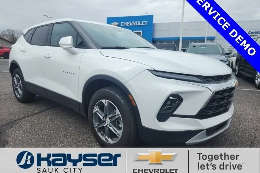 2024 Chevrolet Blazer 2LT photo 1