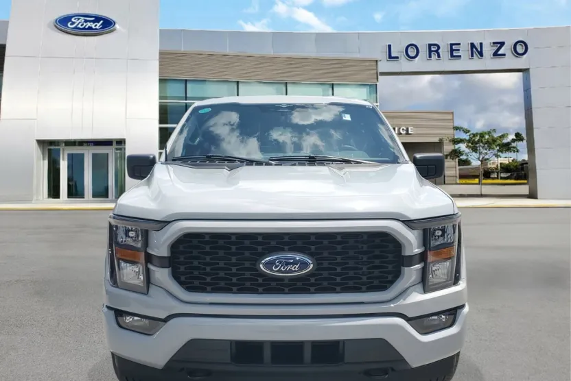 2023 Ford F-150 XL photo 1
