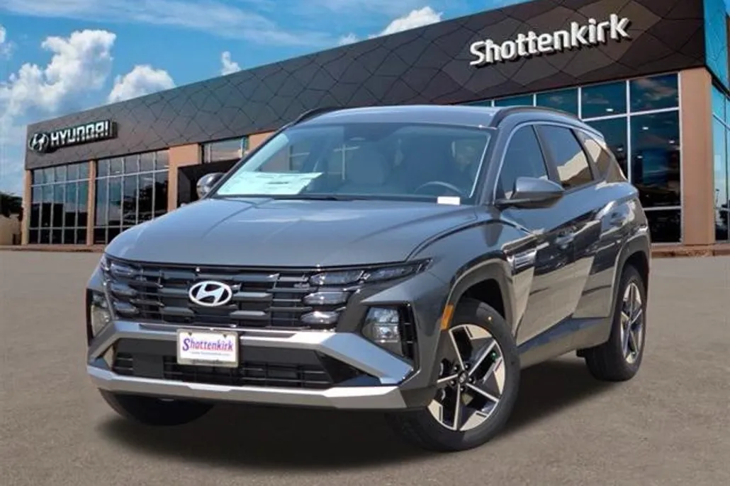 2026 Hyundai Tucson SEL photo 1