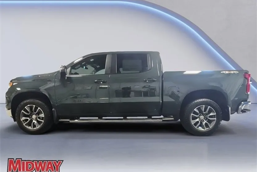 2025 Chevrolet Silverado 1500 LT photo 1