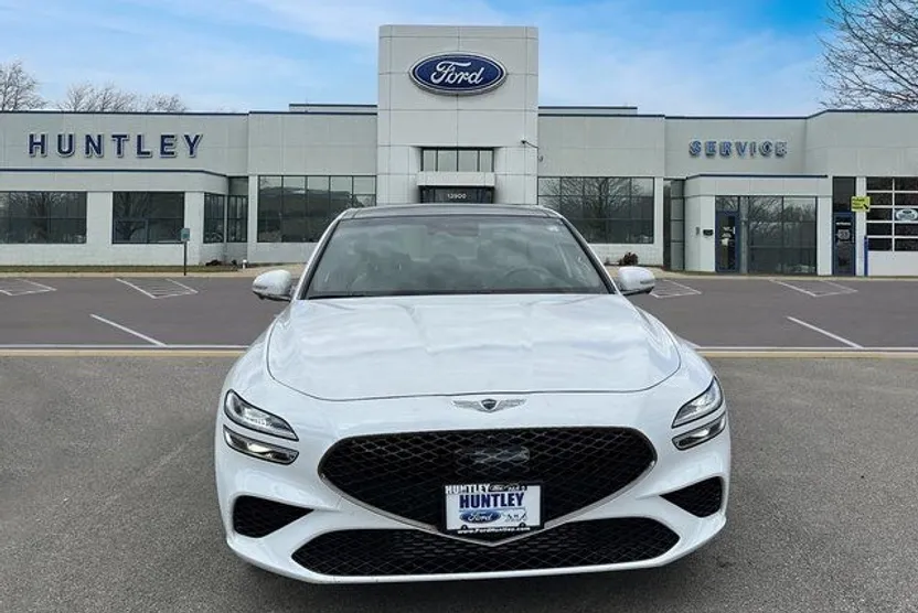 2023 Genesis G70 3.3T photo 1