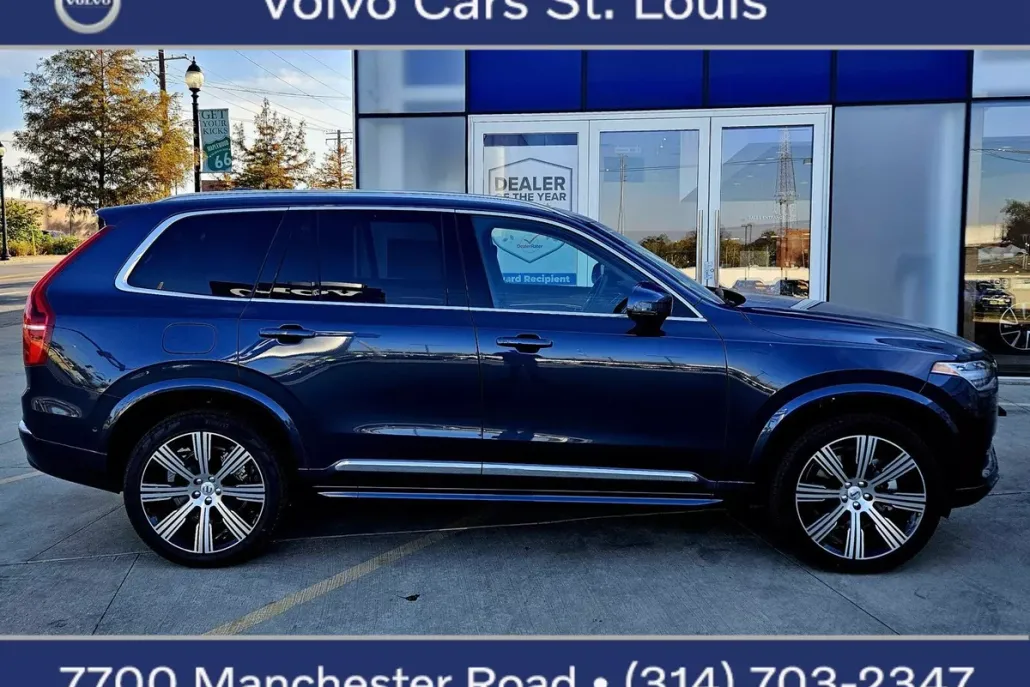 2025 Volvo XC90 Plus photo 1