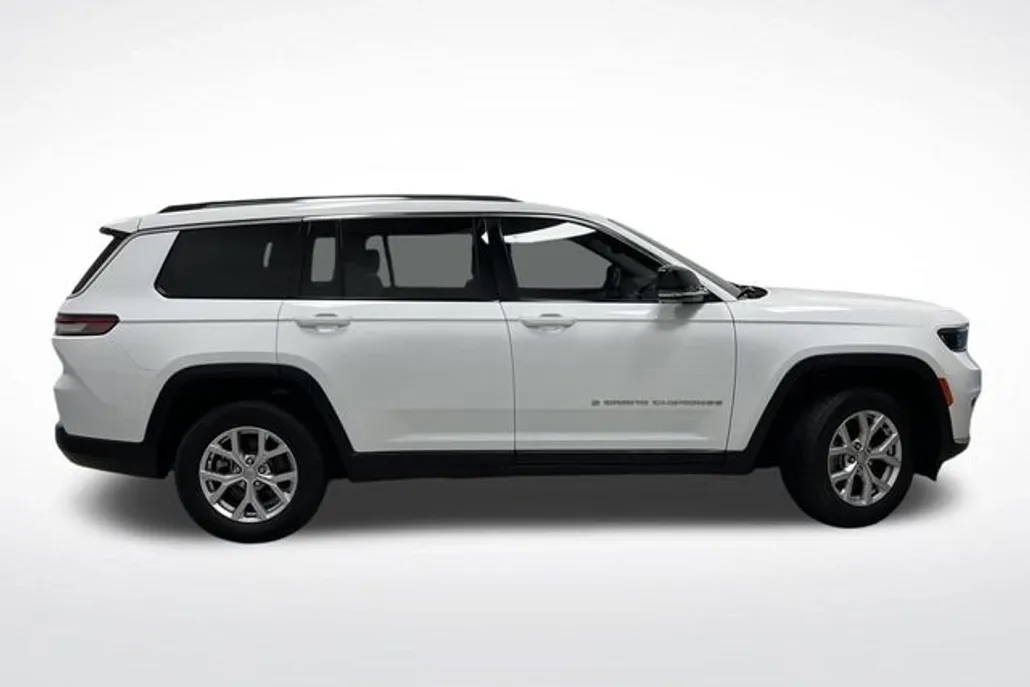 2021 Jeep Grand Cherokee L photo 1