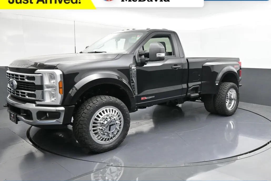 2026 Ford F-450 XLT photo 1