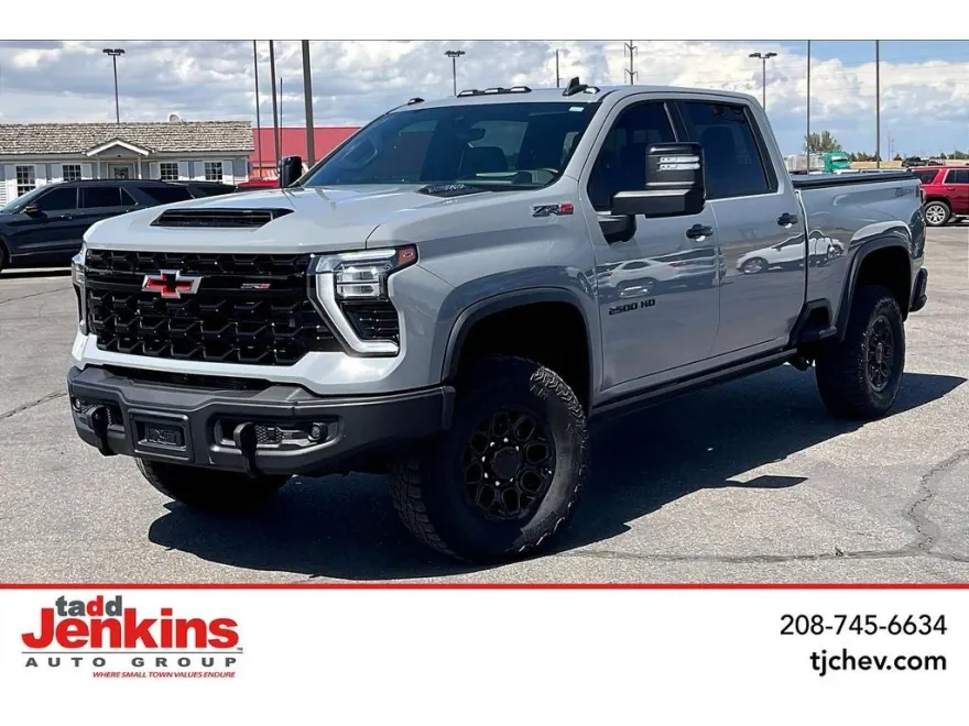 2024 Chevrolet Silverado 2500HD ZR2 photo 1