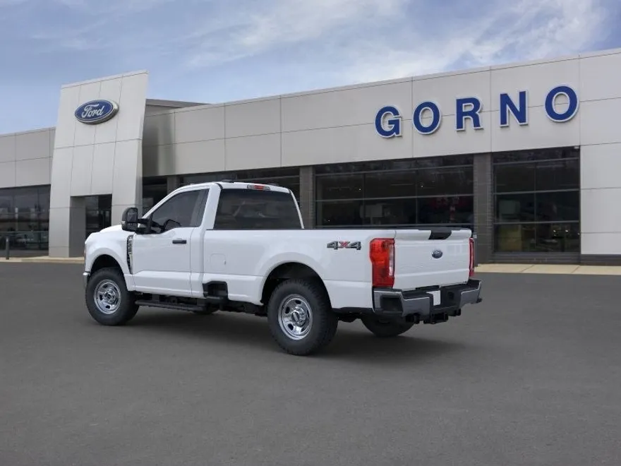 2023 Ford F-350 XL photo 4