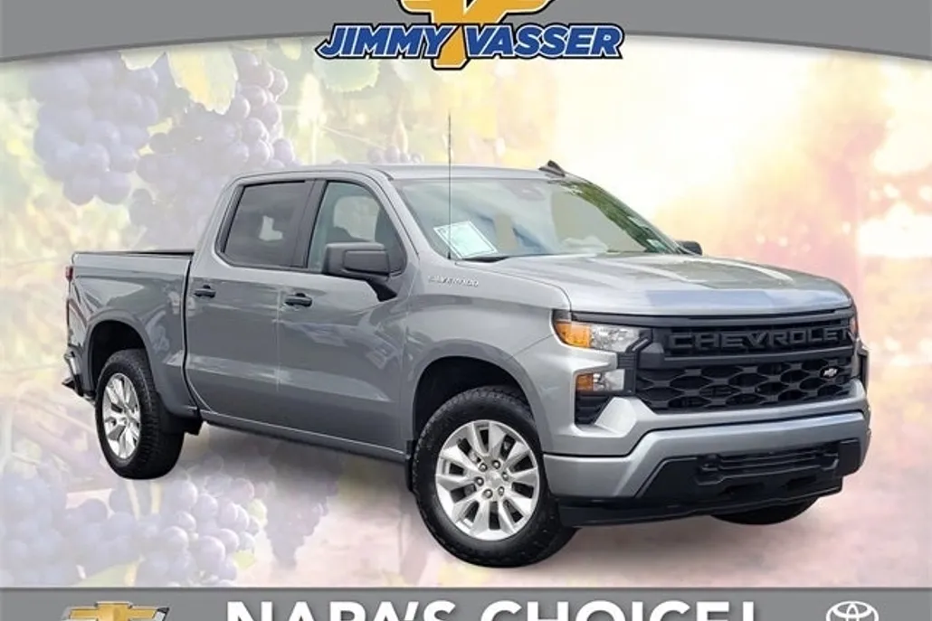 2024 Chevrolet Silverado 1500 Custom photo 1