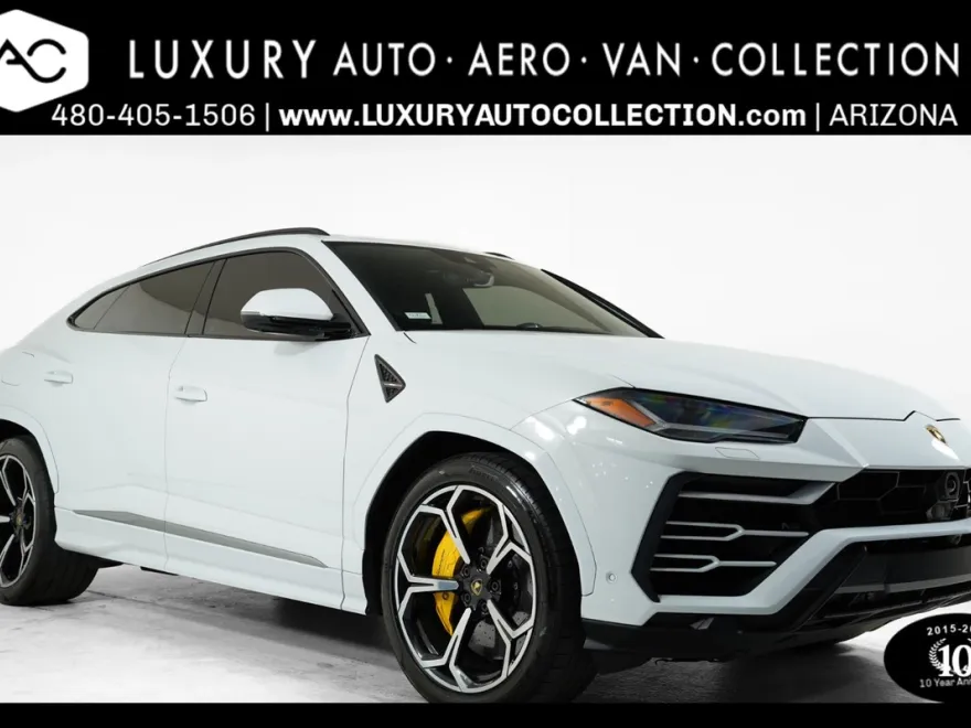 2020 Lamborghini Urus photo 1