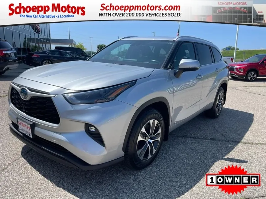 2022 Toyota Highlander Hybrid XLE photo 1